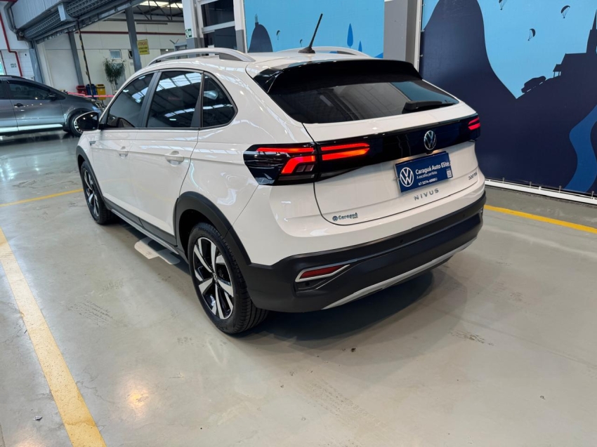 volkswagen nivus 1.0 200 tsi total flex highline automatico 4p 20225