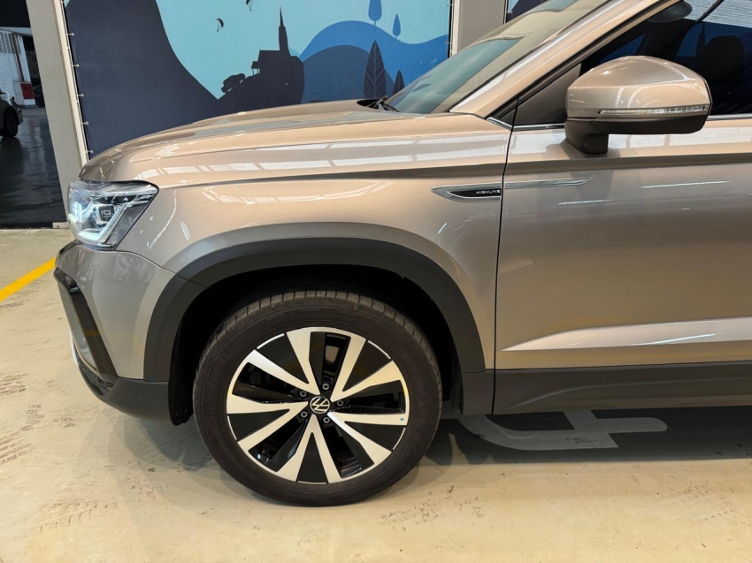 volkswagen taos 1.4 250 tsi total flex highline automatico 4p 20223