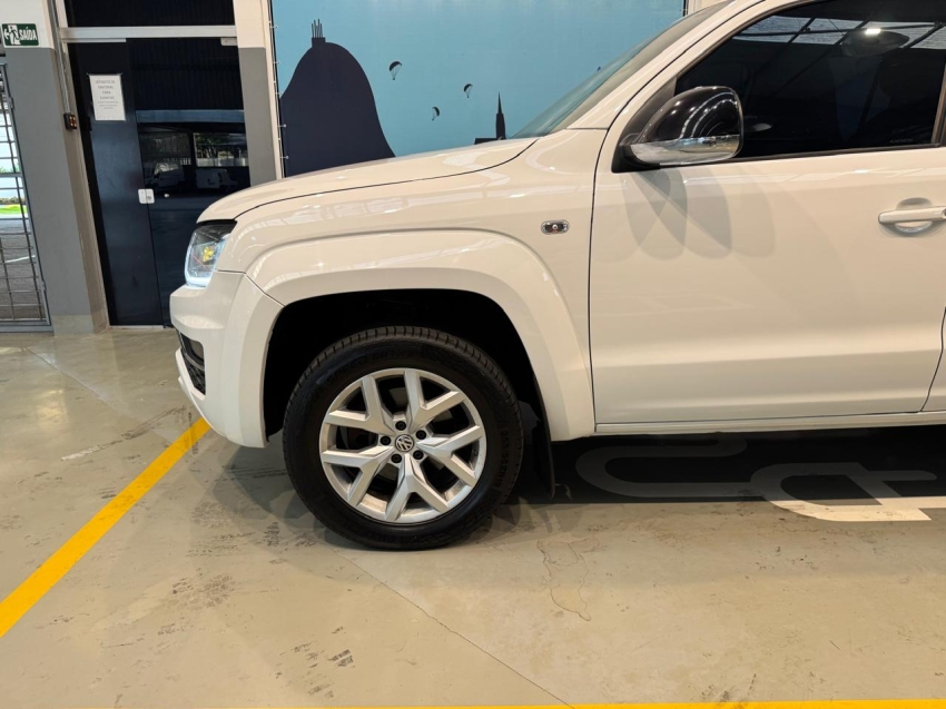 volkswagen amarok 3.0 v6 tdi diesel highline cd 4motion automatico 4p 20203