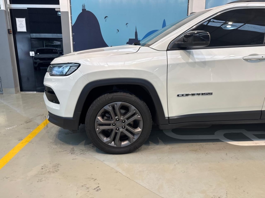 jeep compass 1.3 t270 turbo flex longitude at6 4p automatico 20243