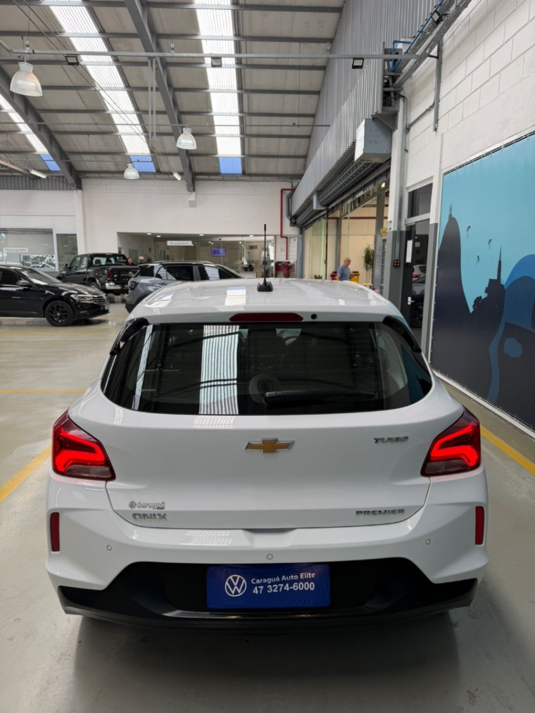 chevrolet onix 1.0 turbo flex premier automatico 4p 20255