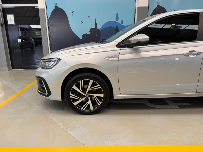 volkswagen virtus 1.0 200 tsi highline automatico flex 4p 20243