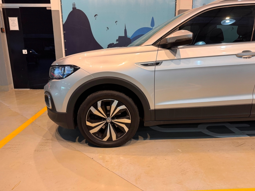volkswagen t-cross 1.4 250 tsi total flex highline automatico 4p 20213