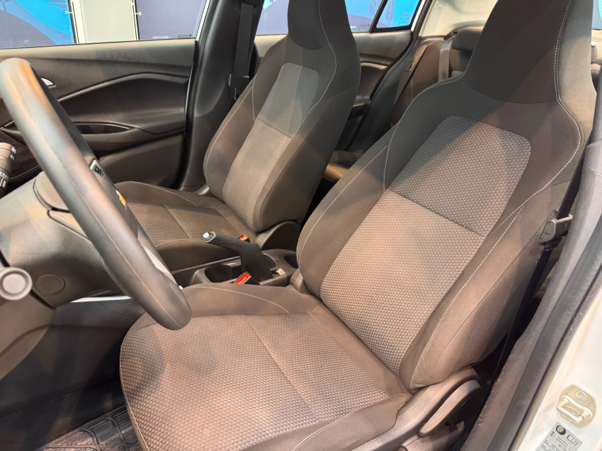 chevrolet onix 1.0 flex plus lt manual 4p 202510