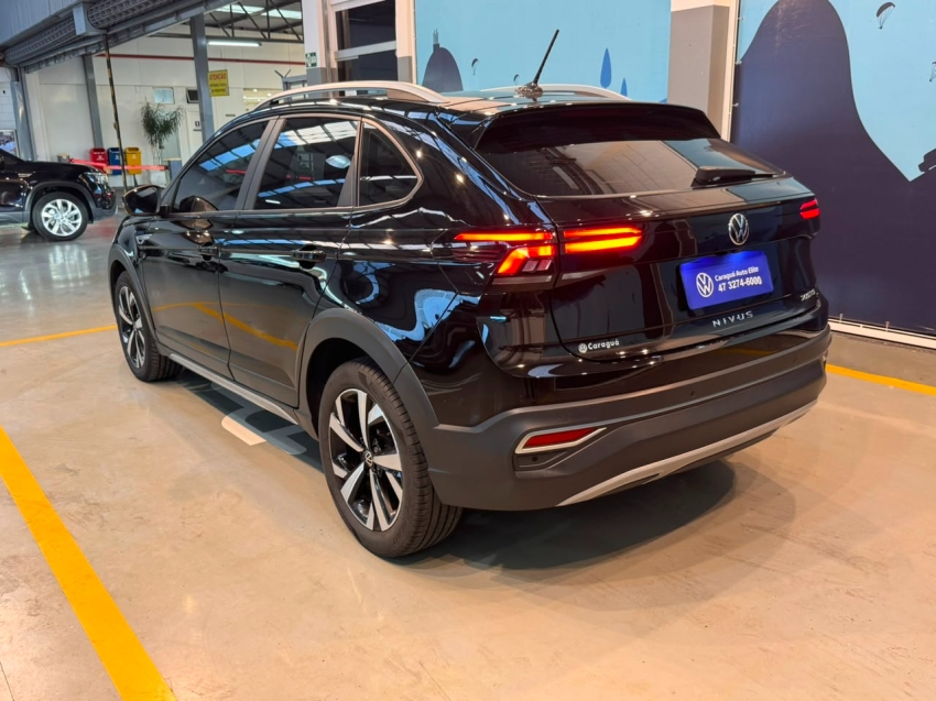 volkswagen nivus 1.0 200 tsi total flex highline automatico 4p 20244