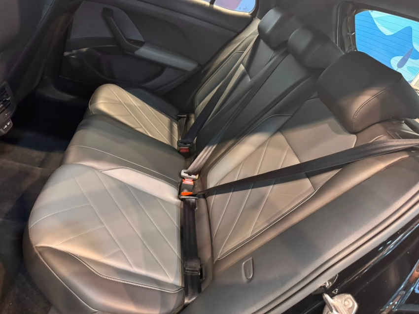 volkswagen t-cross 1.0 200 tsi total flex comfortline automatico 4p 202510