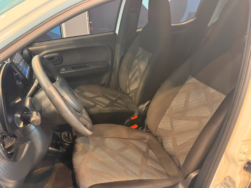 fiat mobi 1.0 evo flex like. manual 4p 202510