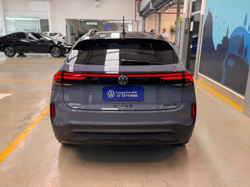 volkswagen nivus 1.0 200 tsi total flex highline automatico 4p 20256