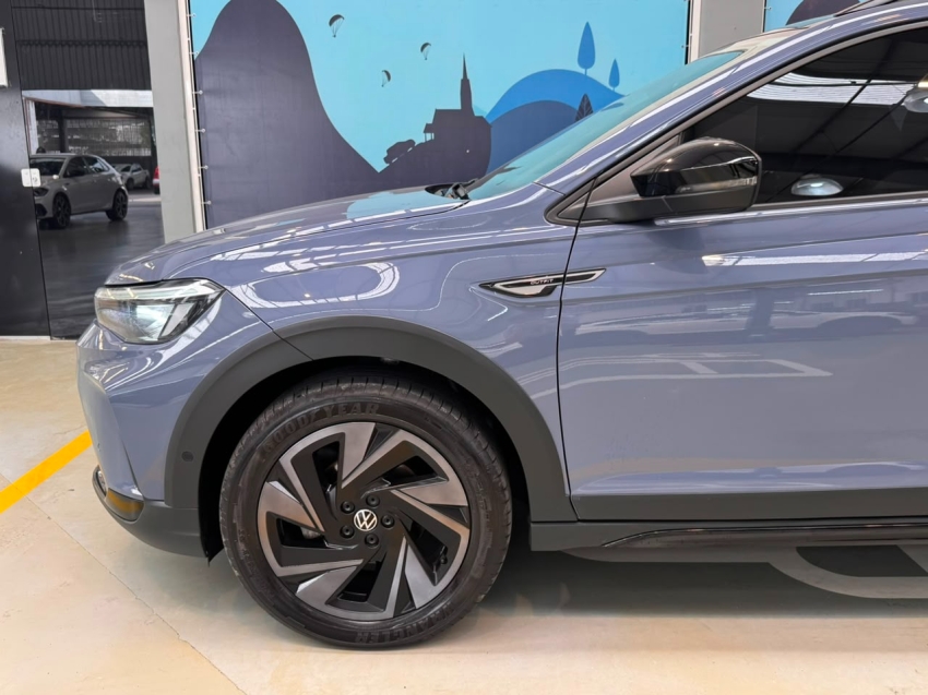 volkswagen nivus 1.0 200 tsi total flex highline automatico 4p 20253