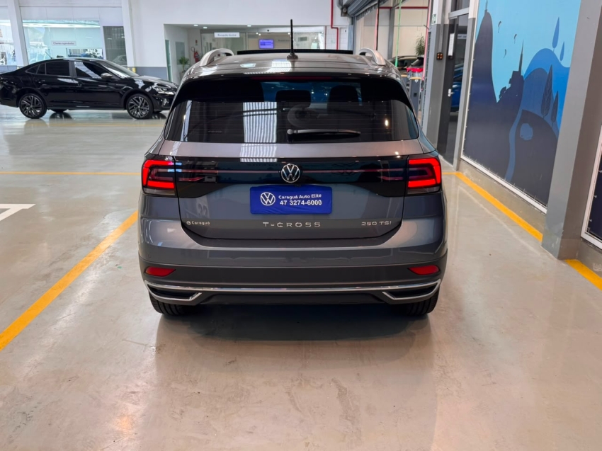 volkswagen t-cross 1.4 250 tsi total flex highline automatico 4p 20235