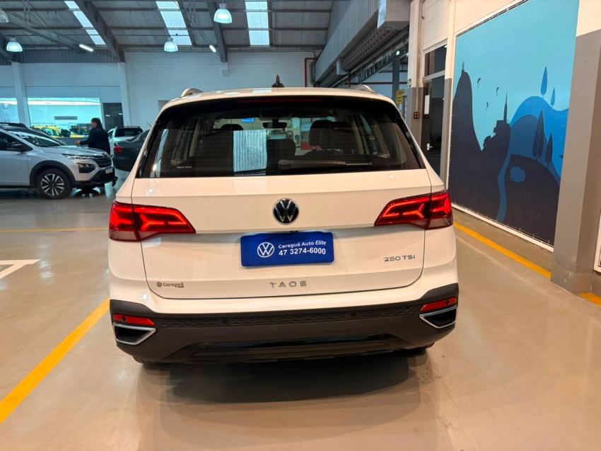 volkswagen taos 1.4 250 tsi total flex comfortline automatico 4p 20226
