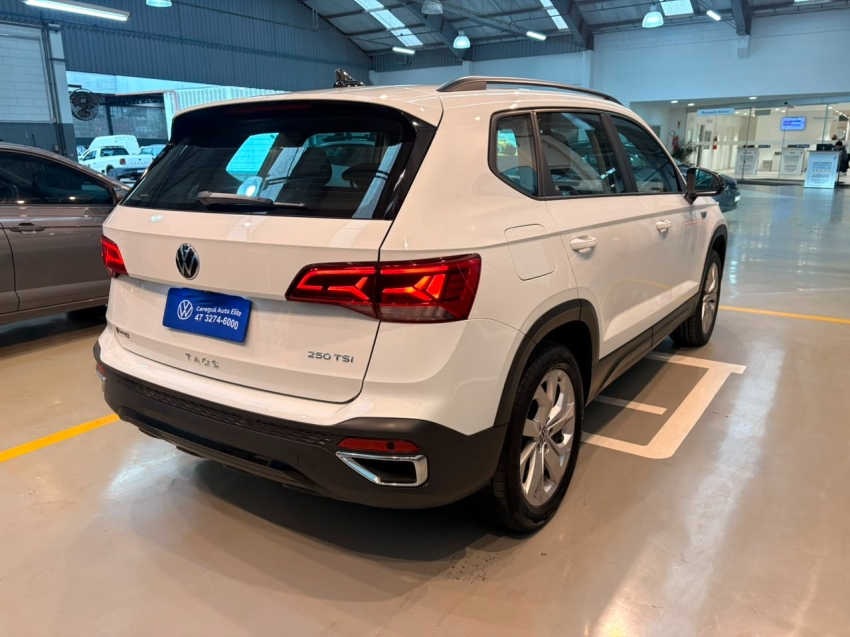 volkswagen taos 1.4 250 tsi total flex comfortline automatico 4p 20225
