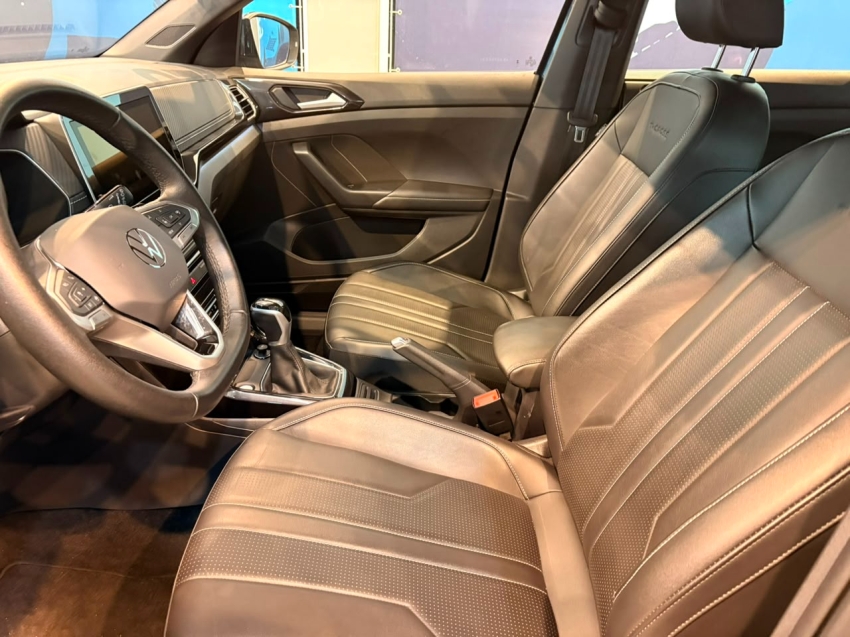 volkswagen t-cross 1.4 250 tsi total flex highline automatico 4p 202510