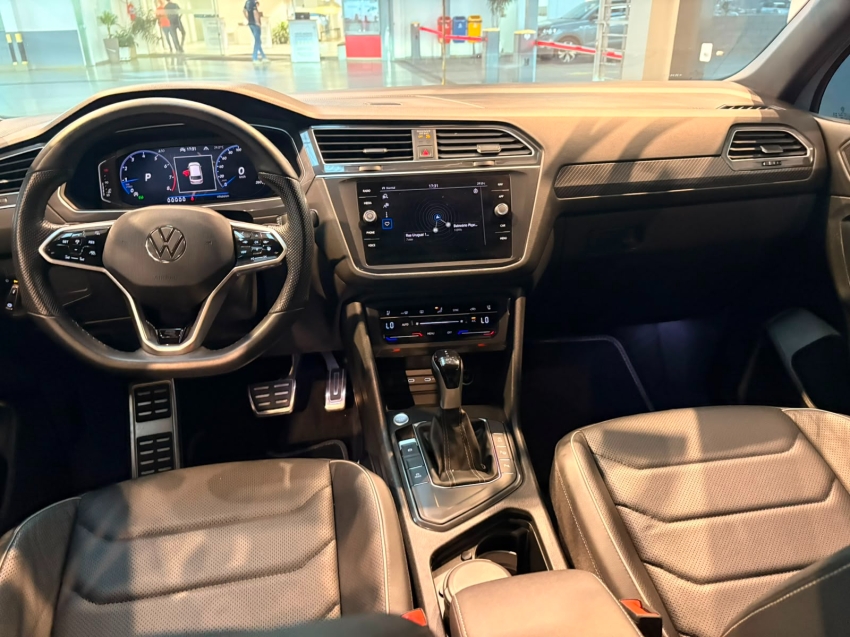 volkswagen tiguan 2.0 300 tsi gasolina allspace r-line automatico flex 4p 20247