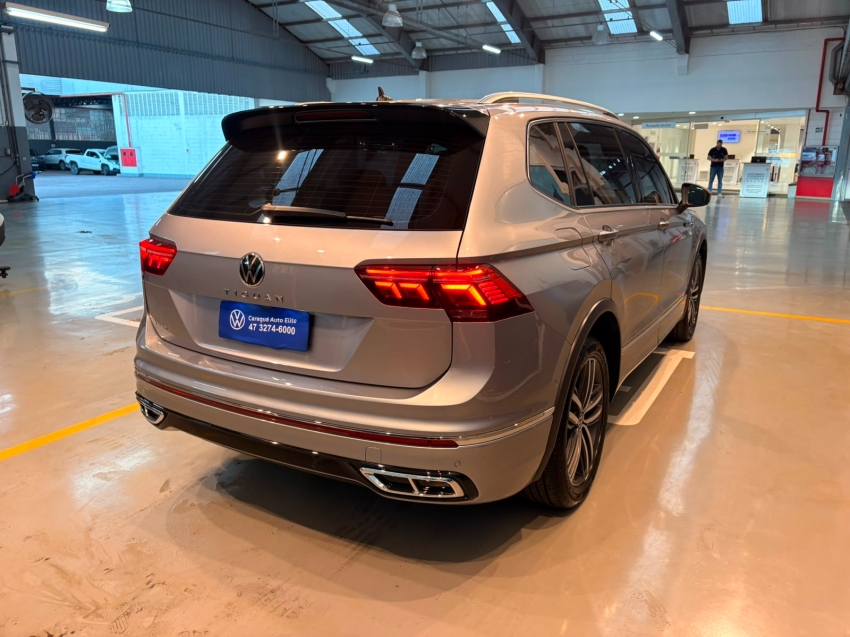 volkswagen tiguan 2.0 300 tsi gasolina allspace r-line automatico flex 4p 20245