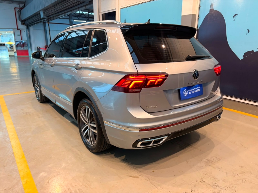 volkswagen tiguan 2.0 300 tsi gasolina allspace r-line automatico flex 4p 20244