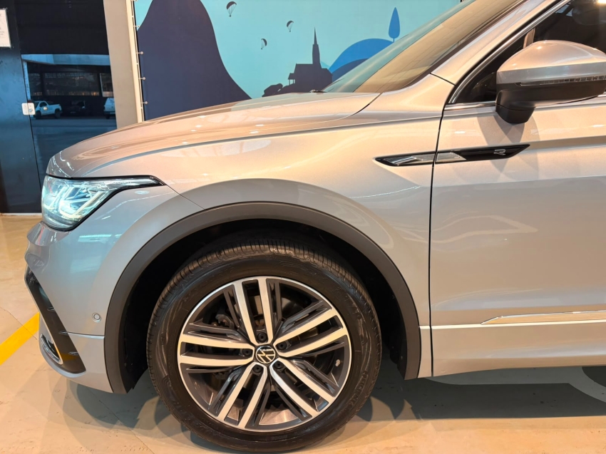 volkswagen tiguan 2.0 300 tsi gasolina allspace r-line automatico flex 4p 20243