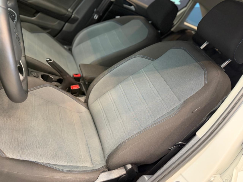 volkswagen nivus 1.0 200 tsi total flex comfortline automatico 4p 202410