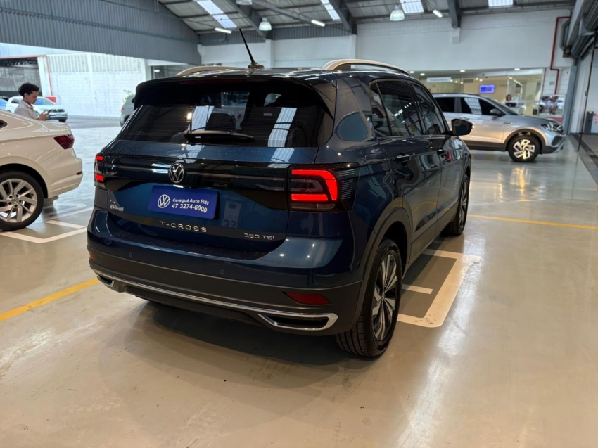 volkswagen t-cross 1.4 250 tsi total flex highline automatico 4p 20235