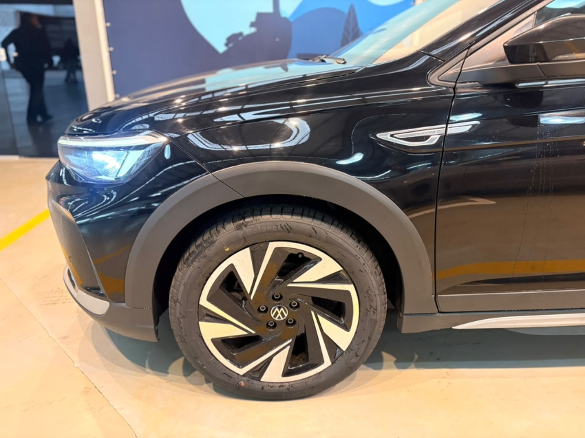 volkswagen nivus 1.0 200 tsi total flex highline automatico 4p 20253