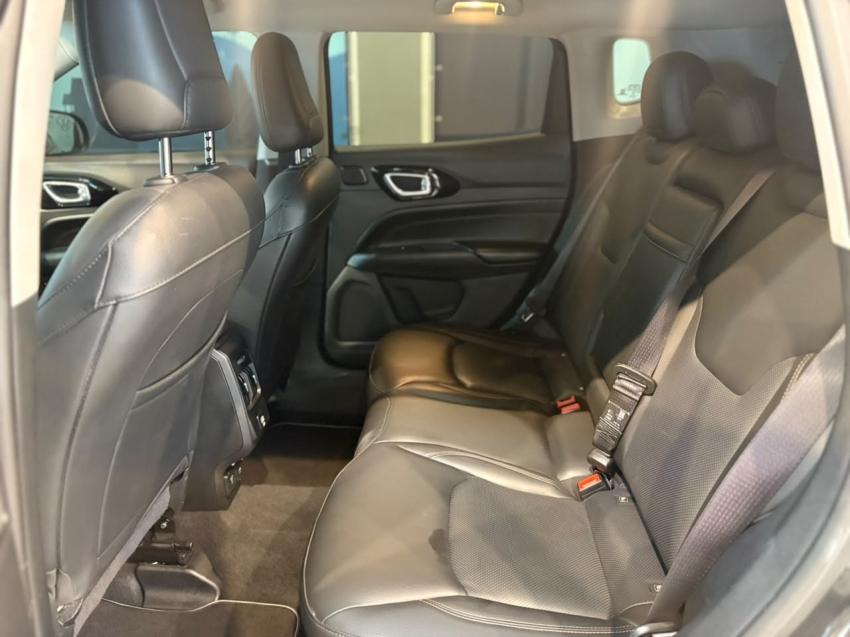 jeep compass 1.3 t270 turbo flex limited at6 4p automatico 202211