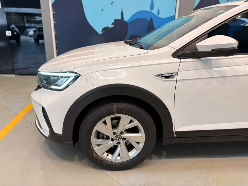 volkswagen nivus 1.0 200 tsi total flex comfortline automatico 4p 20213