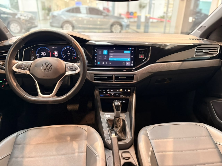 volkswagen nivus 1.0 200 tsi total flex highline automatico 4p 20237