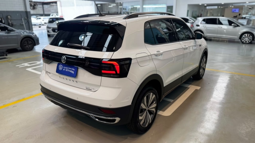 volkswagen t-cross 1.0 200 tsi total flex comfortline automatico 4p 20204