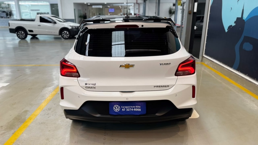 chevrolet onix 1.0 turbo flex automatico 4p 20215