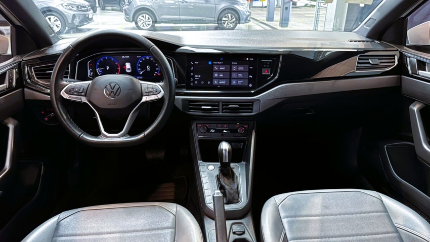 volkswagen nivus 1.0 200 tsi total flex highline automatico 4p 20217