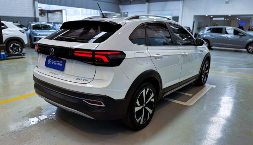 volkswagen nivus 1.0 200 tsi total flex highline automatico 4p 20215