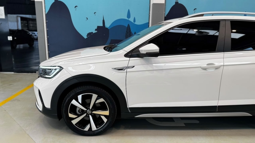volkswagen nivus 1.0 200 tsi total flex highline automatico 4p 20212