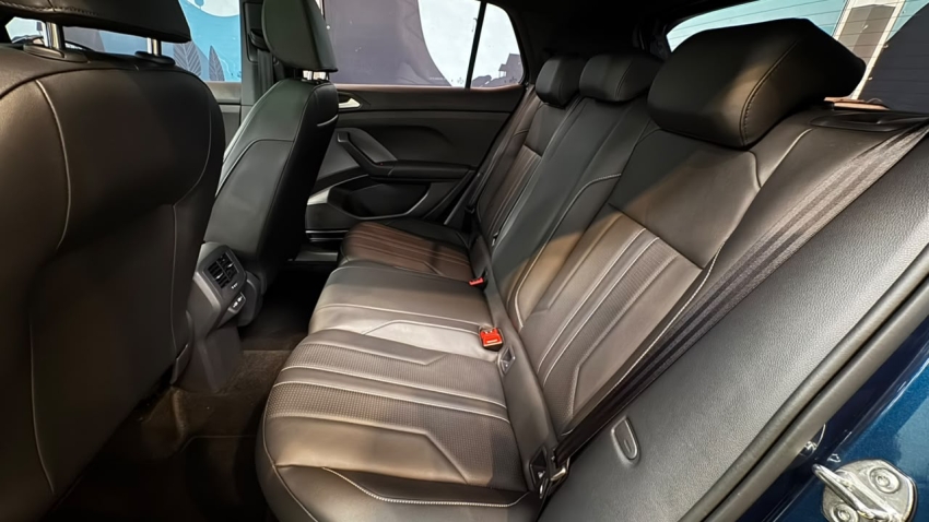 volkswagen t-cross 1.0 200 tsi total flex comfortline automatico 4p 202513