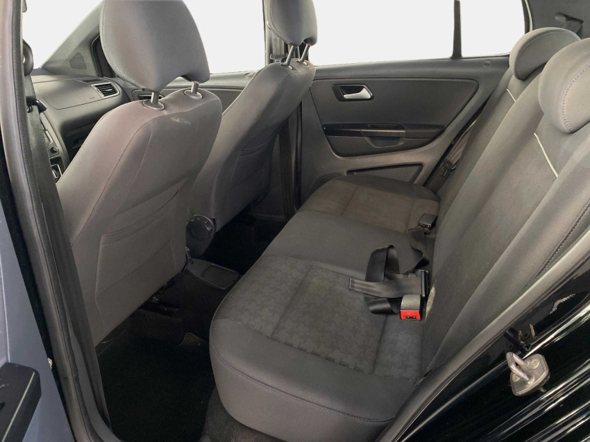 volkswagen fox 1.0 mpi track 12v flex 4p manual 2017