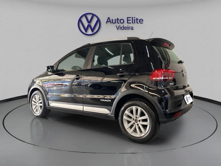 volkswagen fox 1.0 mpi track 12v flex 4p manual 2017