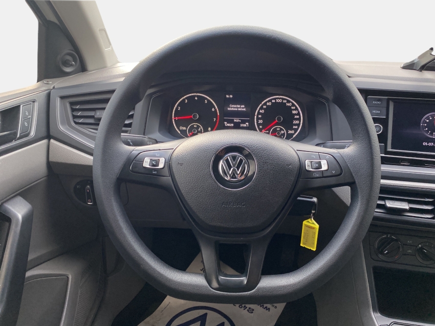 volkswagen polo 1.0 mpi total flex manual 4p 2018