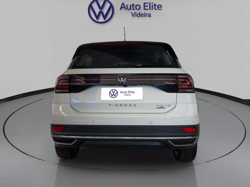 volkswagen t-cross 1.0 200 tsi total flex comfortline automatico 4p 2022