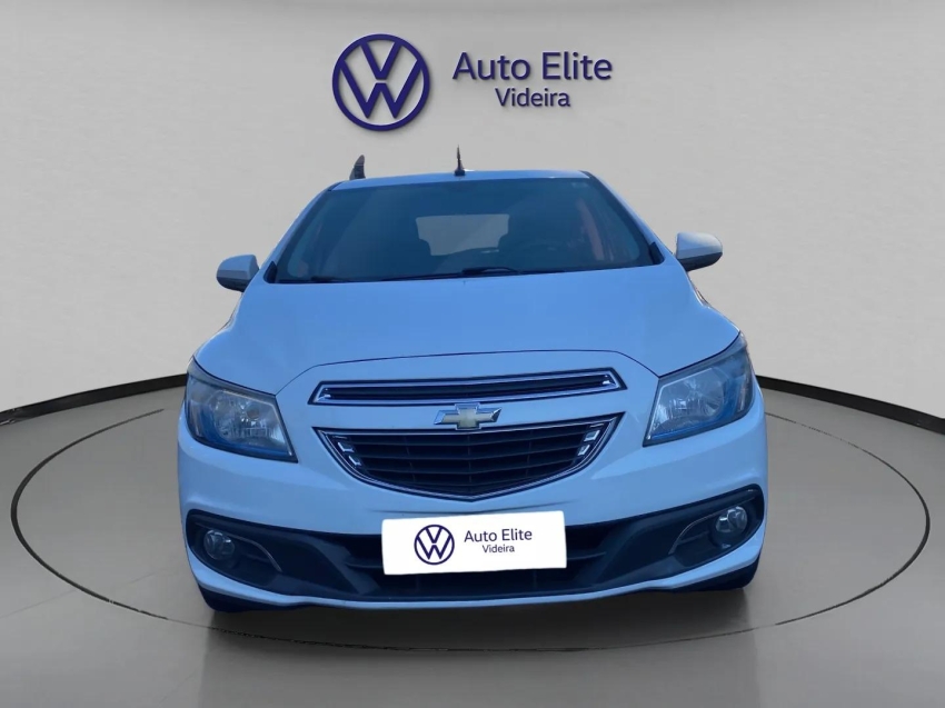 chevrolet onix 1.4 mpfi effect 8v flex 4p manual 2015