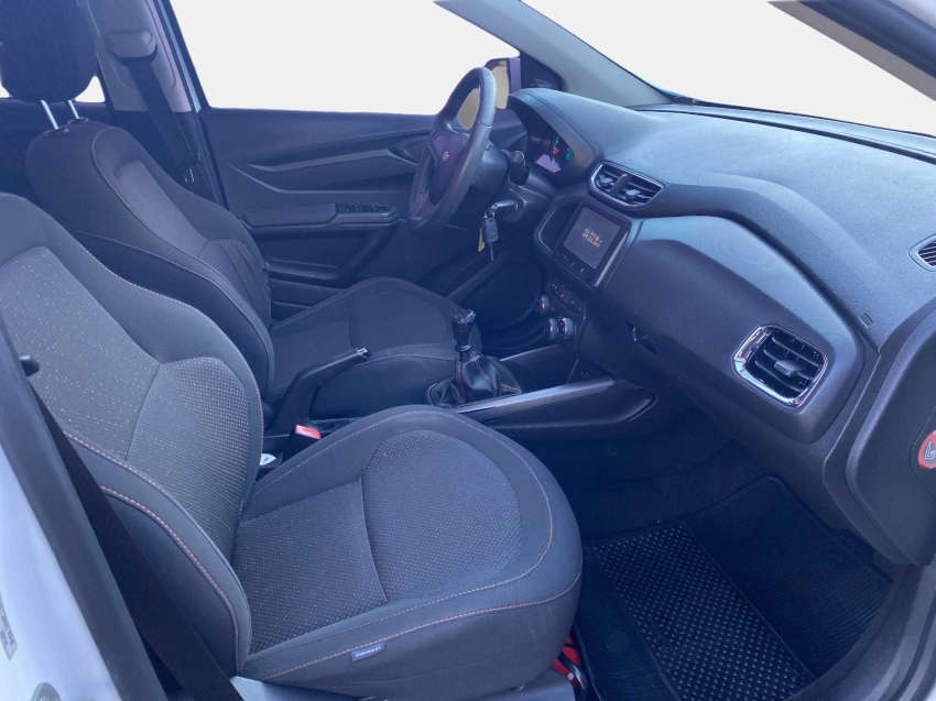 chevrolet onix 1.4 mpfi effect 8v flex 4p manual 2015