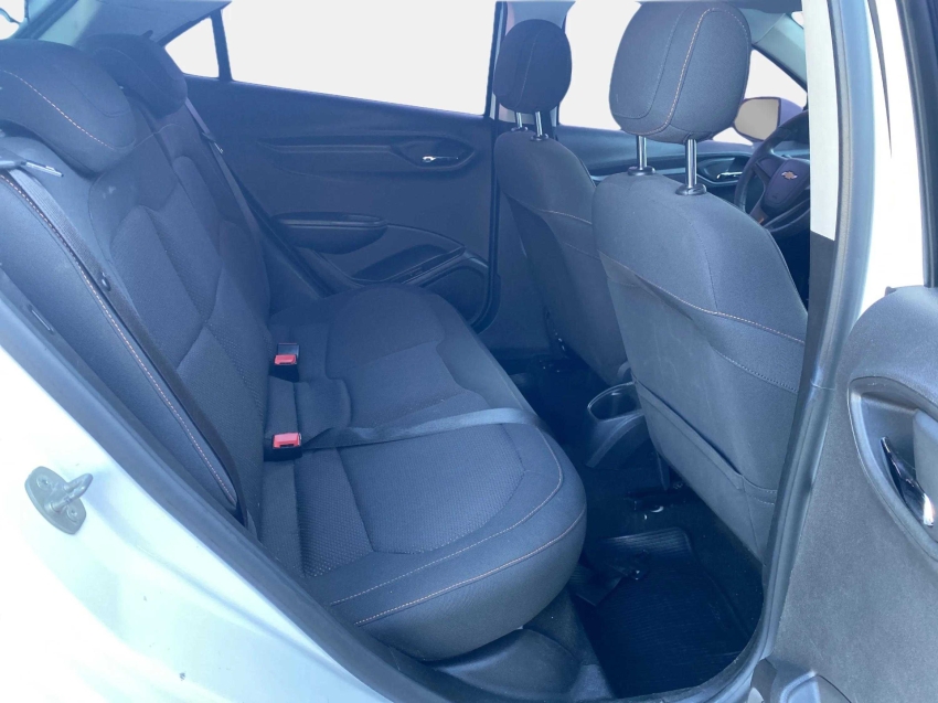chevrolet onix 1.4 mpfi effect 8v flex 4p manual 2015