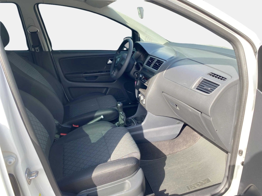 volkswagen fox 1.0 mi trendline 8v flex 4p manual 2015