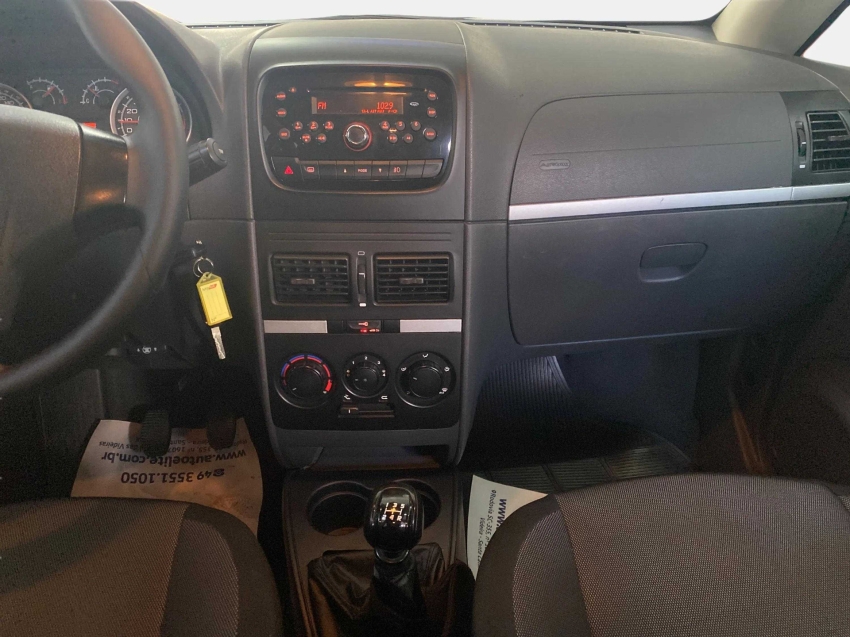 fiat idea 1.4 mpi attractive 8v flex 4p manual automatico 2013