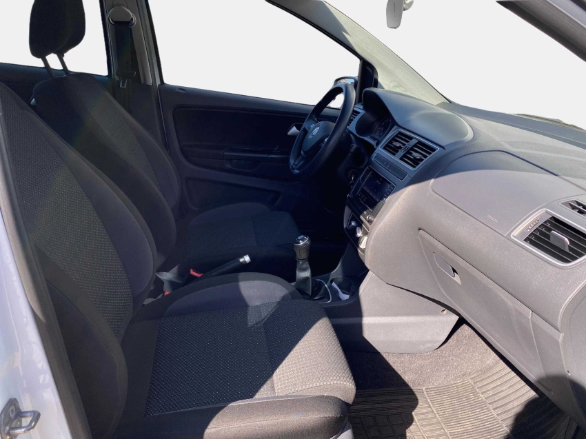 volkswagen fox 1.6 msi total flex connect 4p manual 2022
