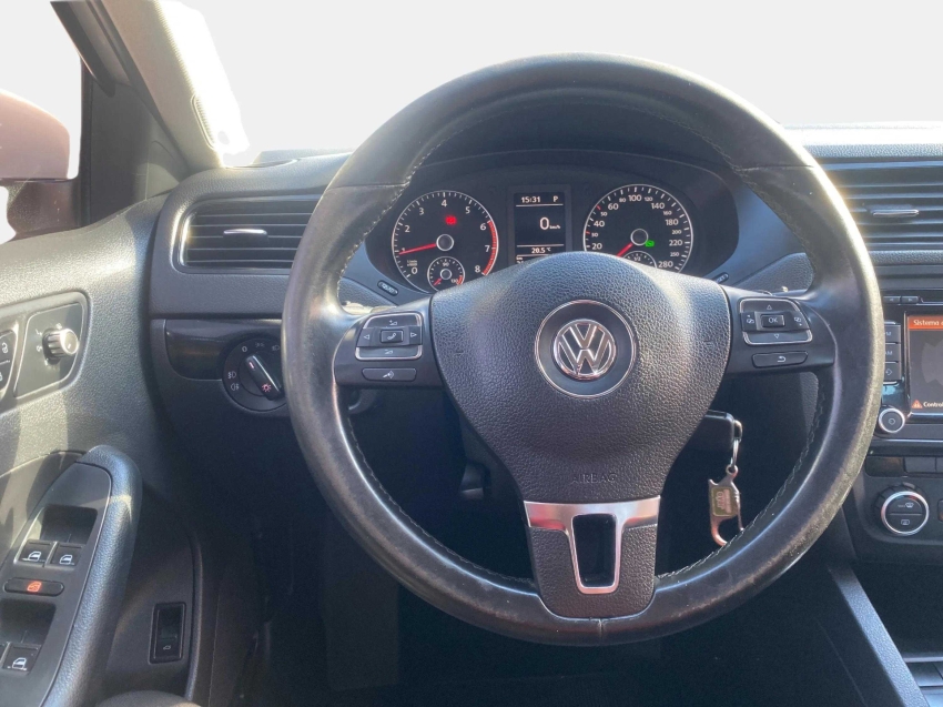 volkswagen jetta 2.0 comfortline flex 4p manual automatico 2013