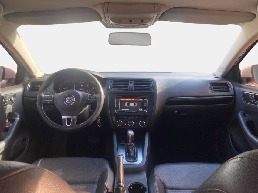 volkswagen jetta 2.0 comfortline flex 4p manual automatico 2013