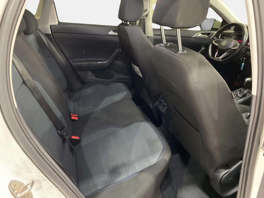 volkswagen nivus 1.0 200 tsi total flex comfortline automatico 4p 2021