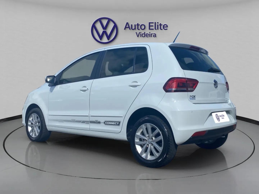 volkswagen fox 1.6 msi total flex connect 4p manual 2018