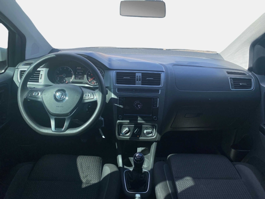 volkswagen fox 1.6 msi total flex connect 4p manual 2018