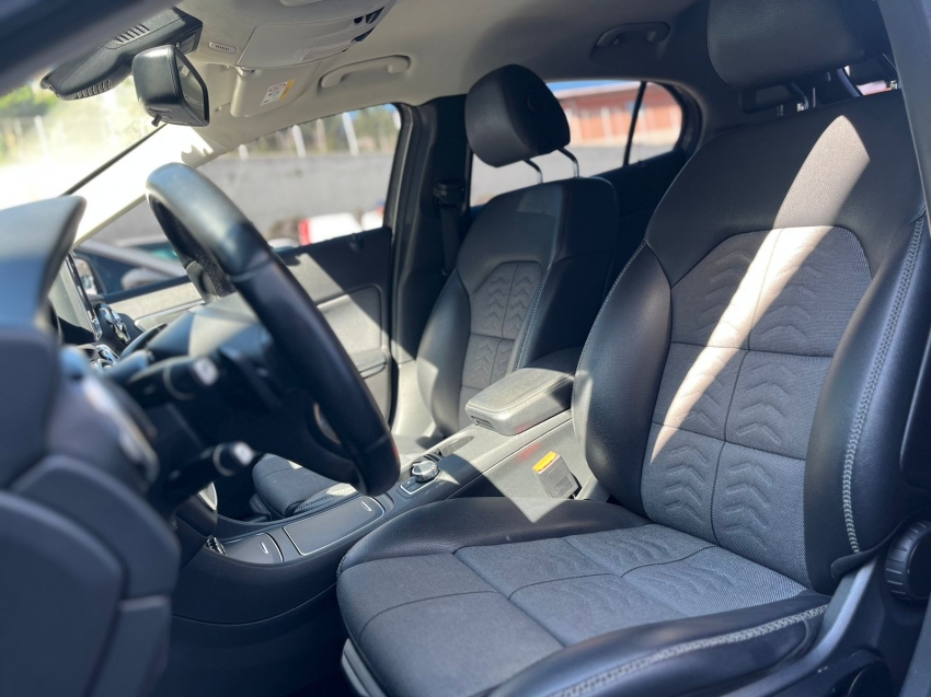 mercedes-benz gla 200 1.6 cgi flex style 7g-dct 4p automatico 2019