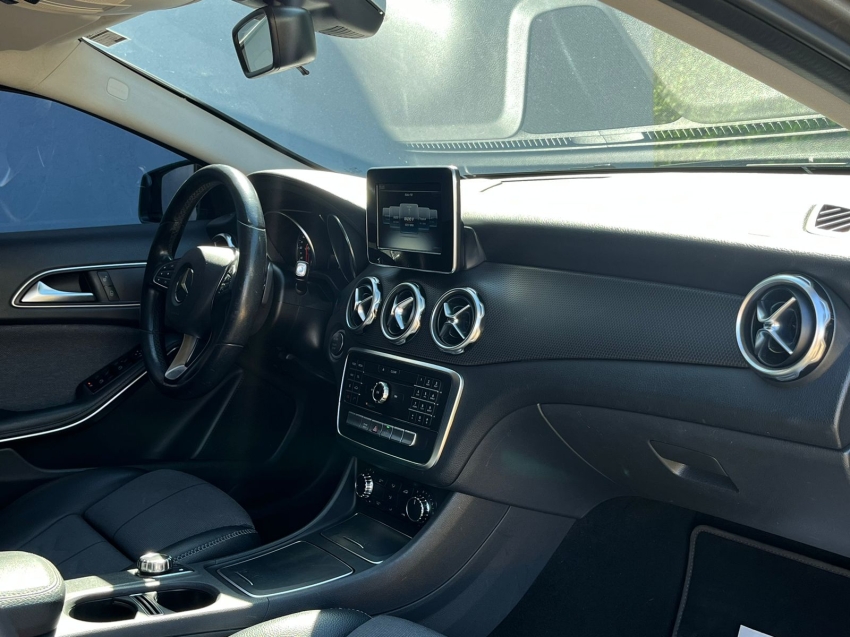 mercedes-benz gla 200 1.6 cgi flex style 7g-dct 4p automatico 2019